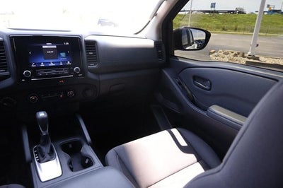 2022 Nissan Frontier S