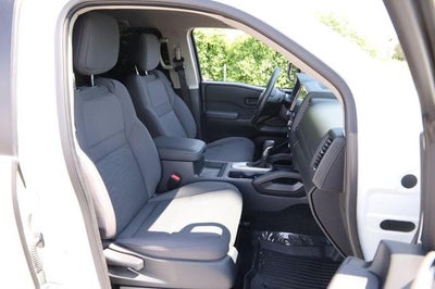2022 Nissan Frontier S
