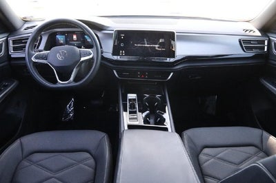 2024 Volkswagen Atlas Cross Sport 2.0T SE w/Technology