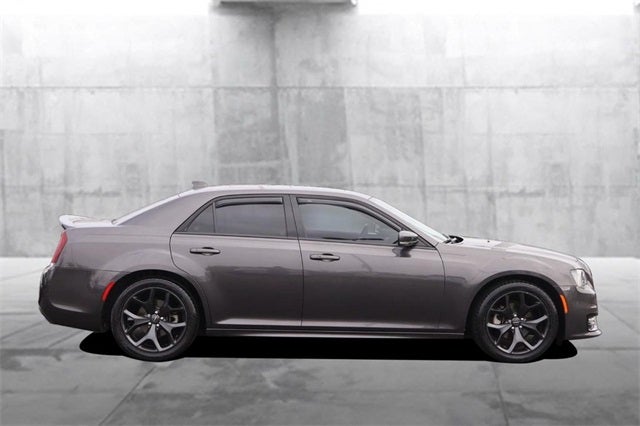 2021 Chrysler 300 S