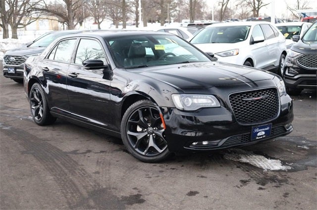 2023 Chrysler 300 S