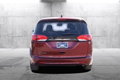 2023 Chrysler Voyager LX