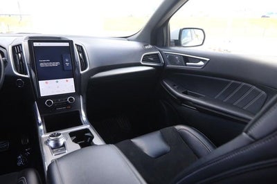 2022 Ford Edge ST