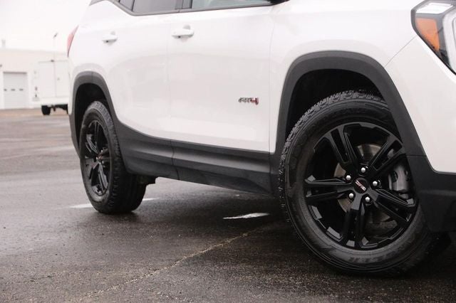 2024 GMC Terrain AT4