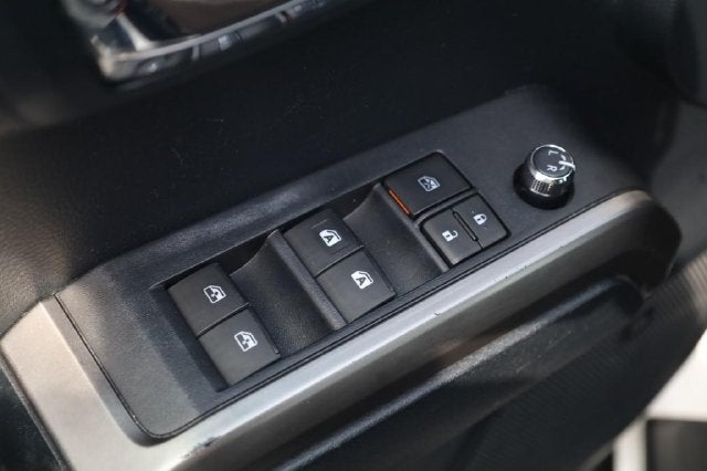 2017 Toyota Tacoma Limited V6