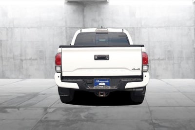 2017 Toyota Tacoma Limited V6