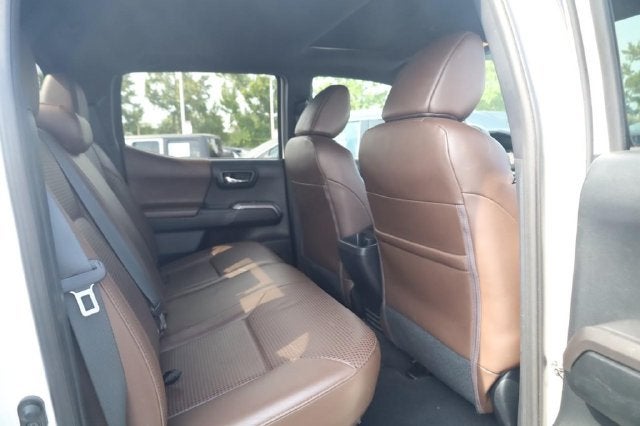 2017 Toyota Tacoma Limited V6