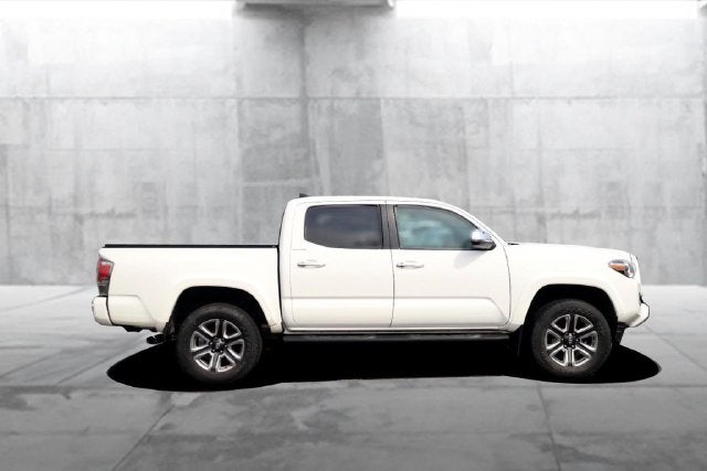 2017 Toyota Tacoma Limited V6