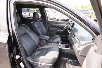 2022 Mitsubishi Outlander PHEV SEL