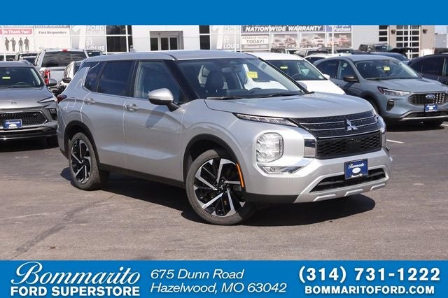 2024 Mitsubishi Outlander SE