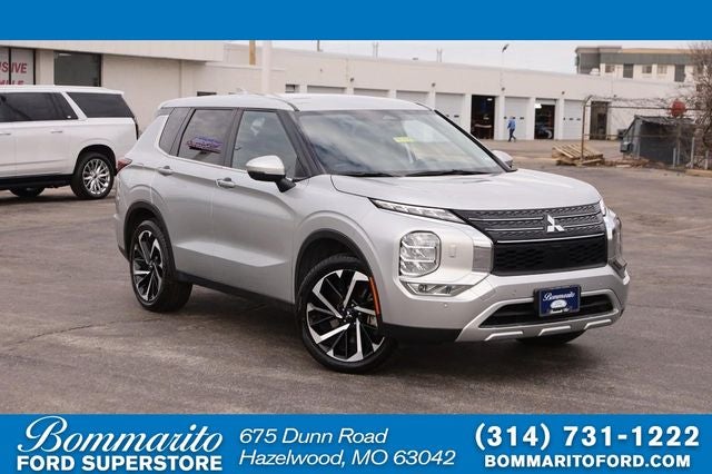 2024 Mitsubishi Outlander SE