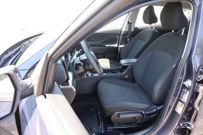 2025 Hyundai Kona SE